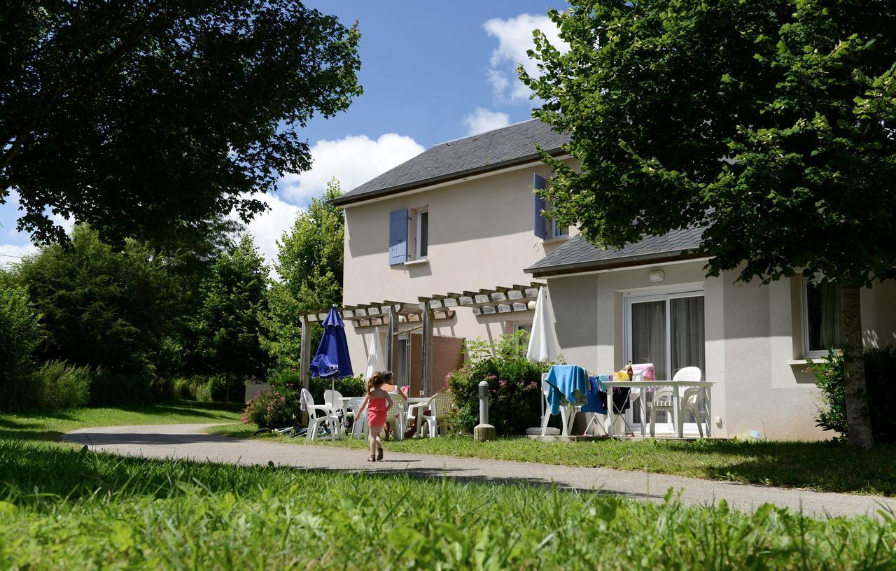 Residence Odalys Le Hameau Du Lac Rignac  エクステリア 写真