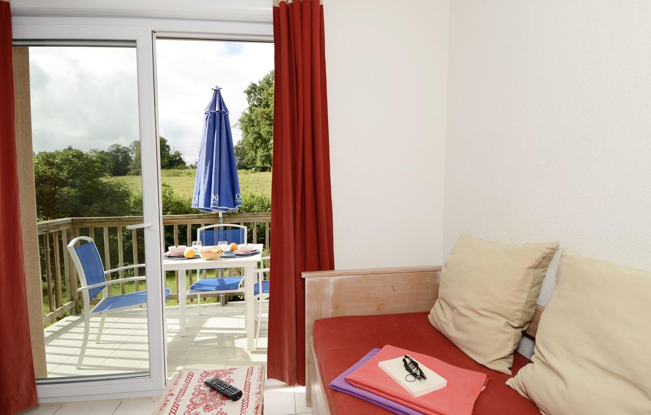 Residence Odalys Le Hameau Du Lac Rignac  エクステリア 写真